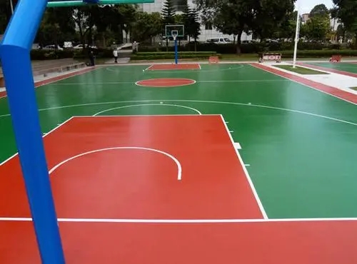 泸州球场地面翻新,裂缝修重要性