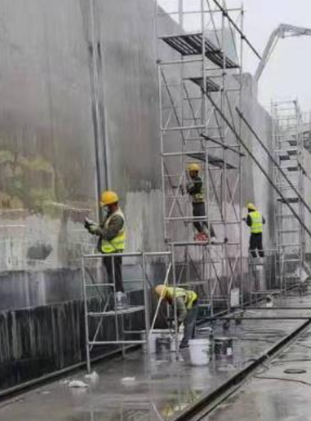 泸州球场翻新地面是一个涉及